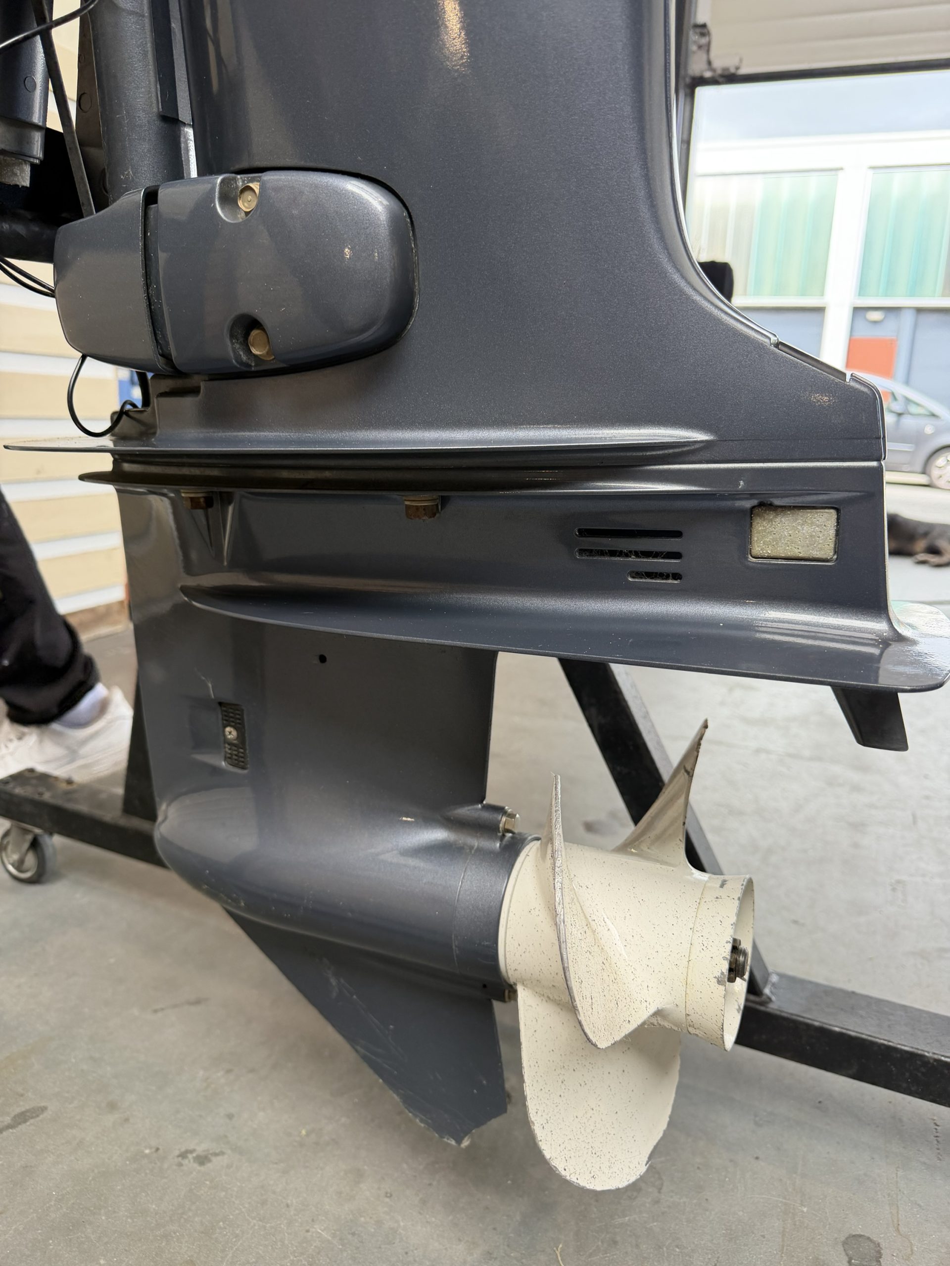 Yamaha 30pk big tiller – 2023 – hydro lift
